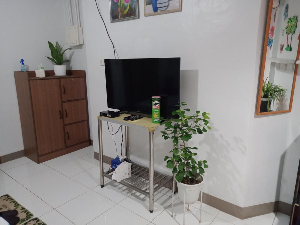 Dalinda'S Homestay プエルト・プリンセサ エクステリア 写真